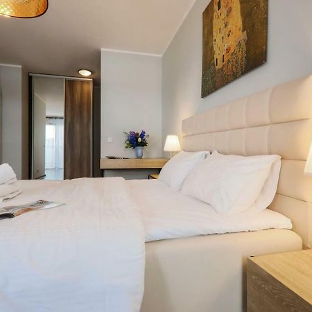 Aparthotel Tower Βρότσλαβ Εξωτερικό φωτογραφία