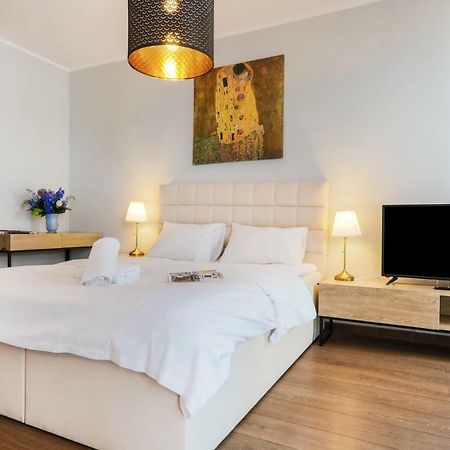 Aparthotel Tower Βρότσλαβ Εξωτερικό φωτογραφία